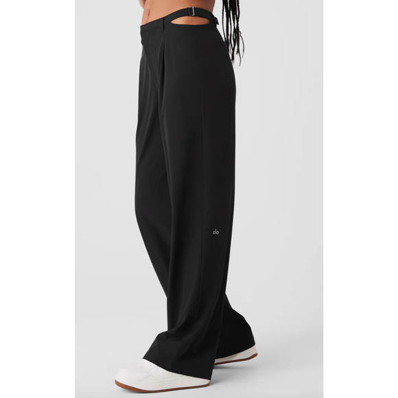 ALO Yoga Mid-Rise Showdown Trouser Pants Side Buckle Black 158$ Womens M /L - Picture 2 of 13